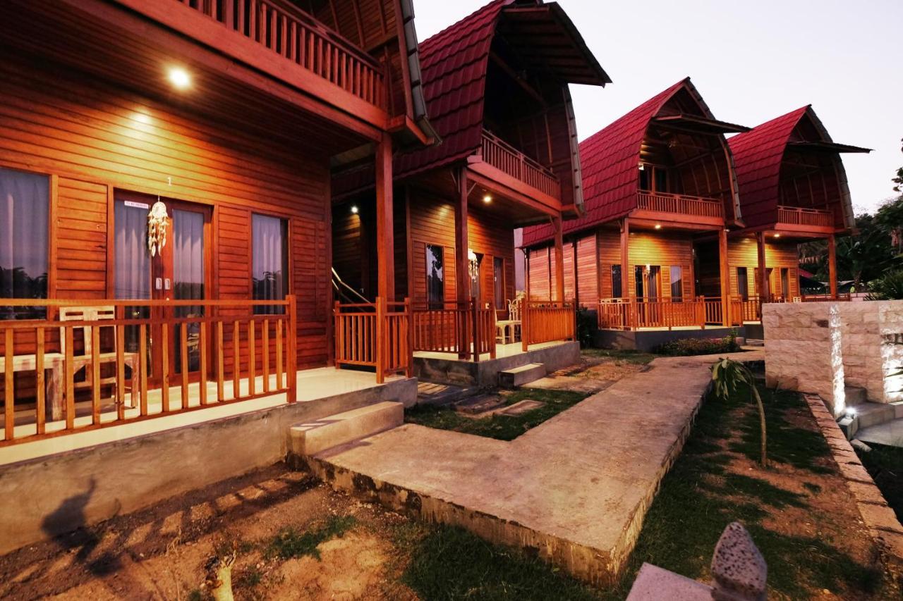 Adara Beach Huts Batununggul 外观 照片